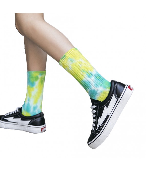 Trendy Tie Dye Mid Tube Cotton Socks